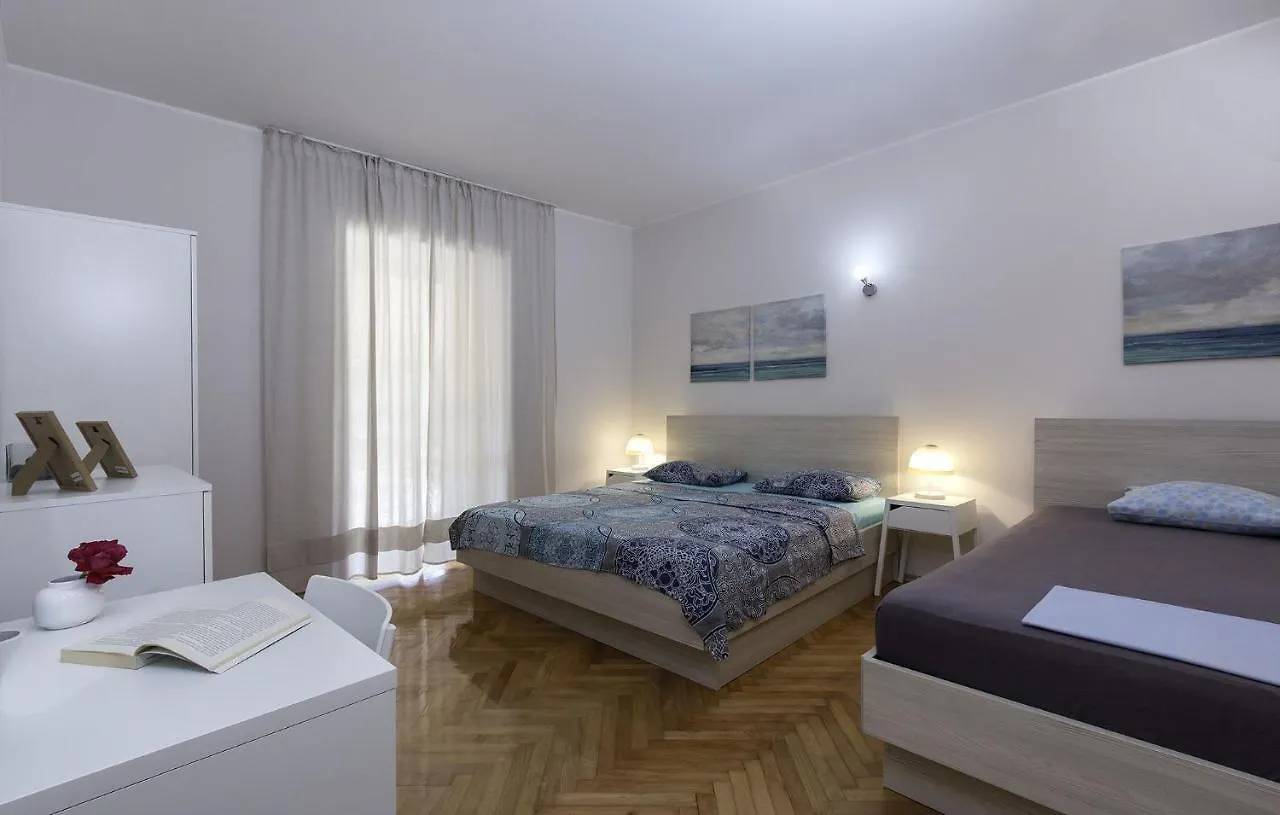 Apartments Istra Croatia Valbandon 0*,