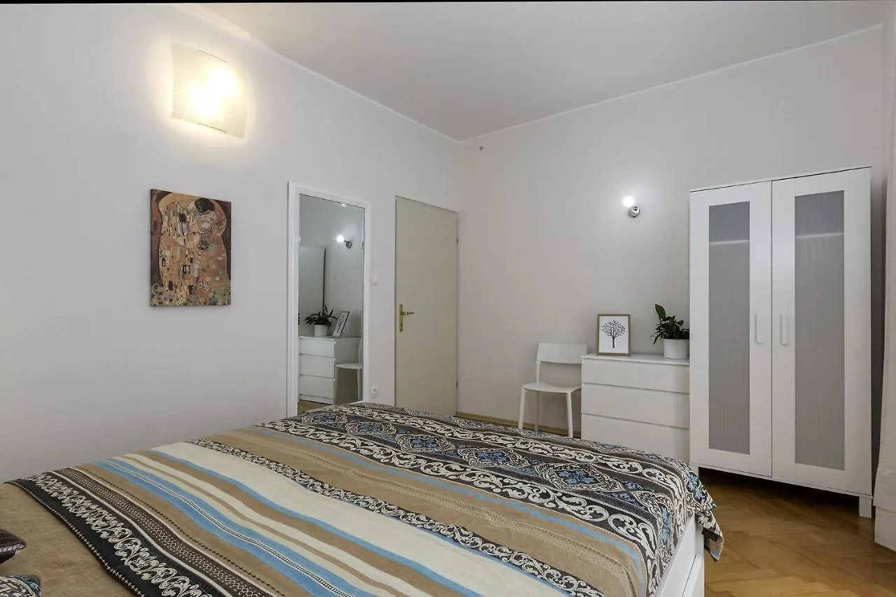 Apartments Istra Croatia Valbandon