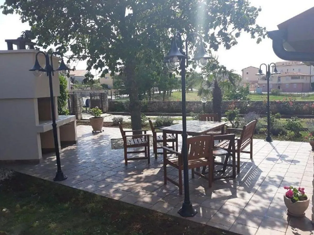 Apartments Istra Croatia Valbandon